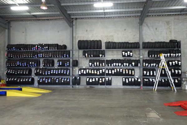 Tyre Warehouse
